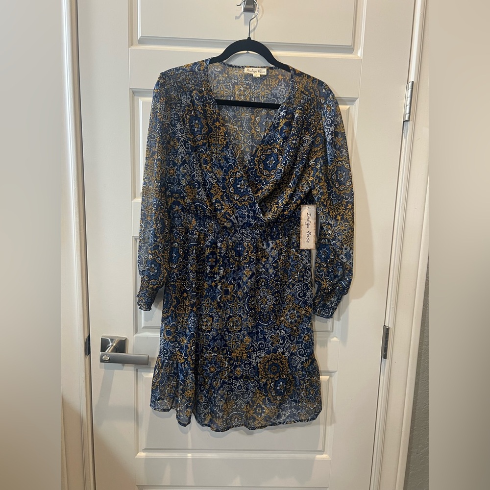 Indigo Rose Dress Size Large New Color Blue and Gold Floral